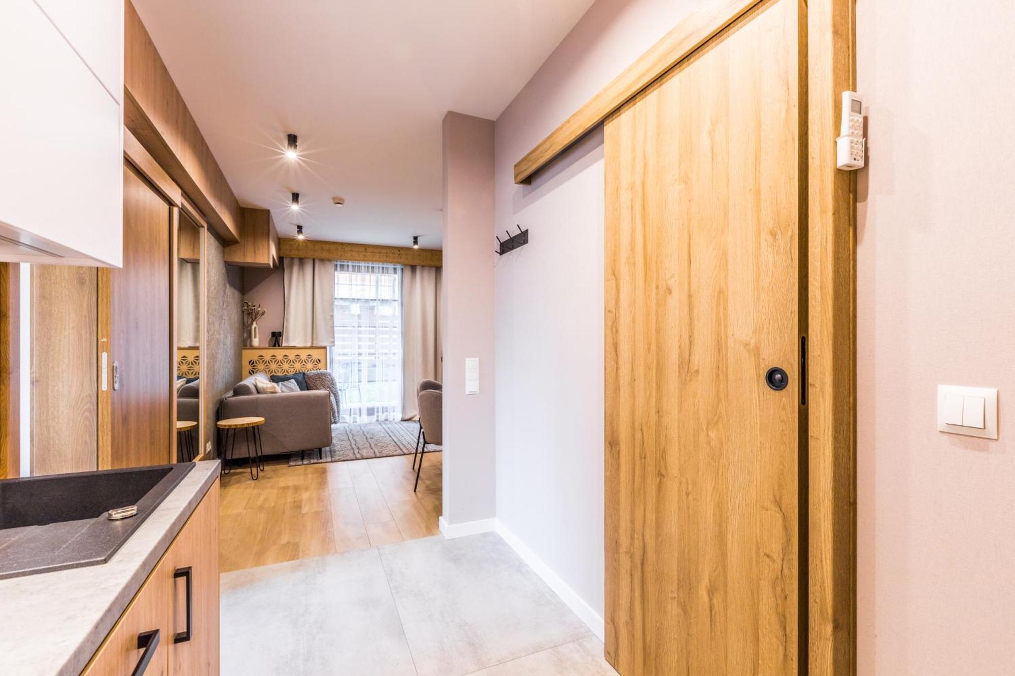 Aparthotel Lucylla Закопане Экстерьер фото