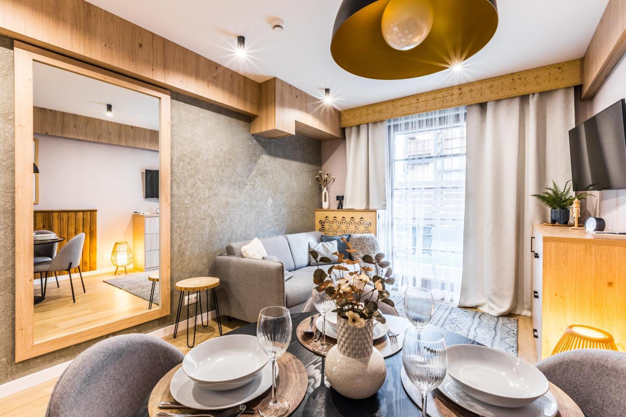 Aparthotel Lucylla Закопане Экстерьер фото
