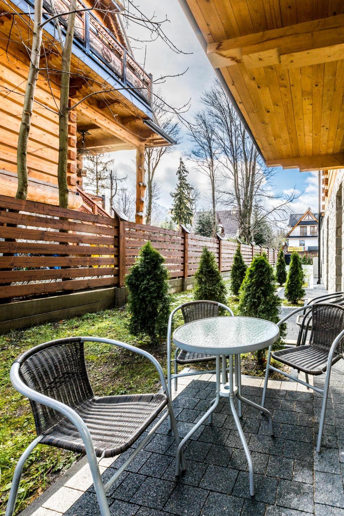 Aparthotel Lucylla Закопане Экстерьер фото